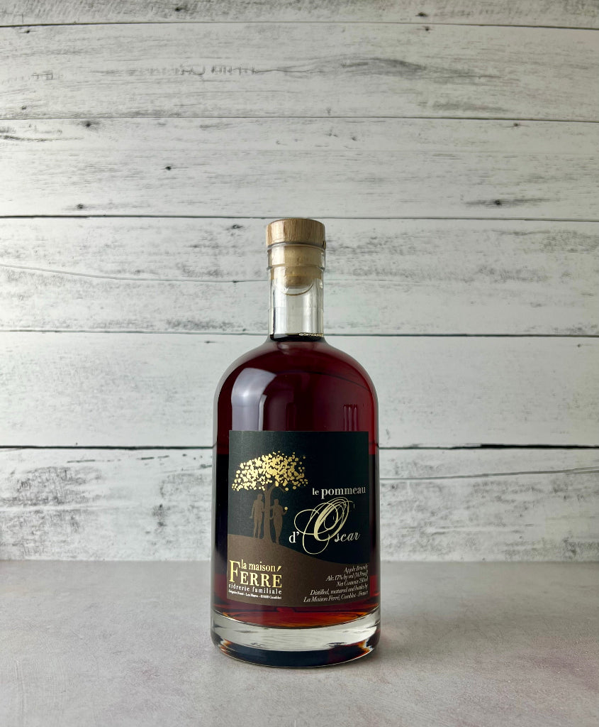 750 mL bottle of la maison Ferré le pommeau d'Oscar