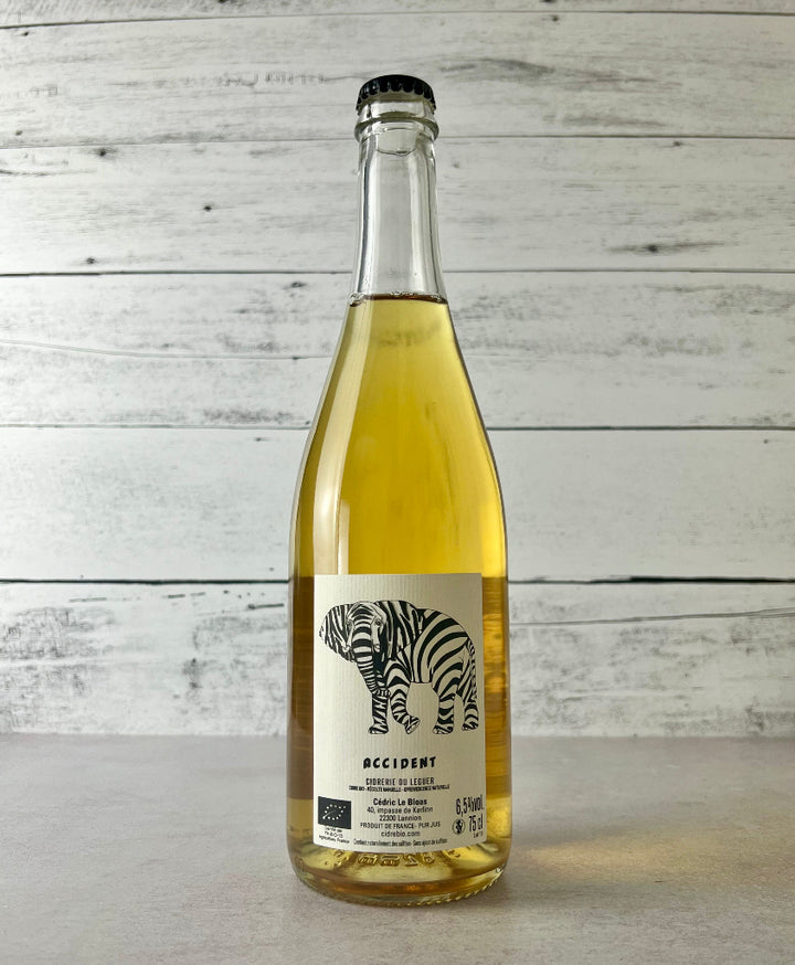 Photo of a 750 mL bottle of Cidrerie du Leguer Accident cider