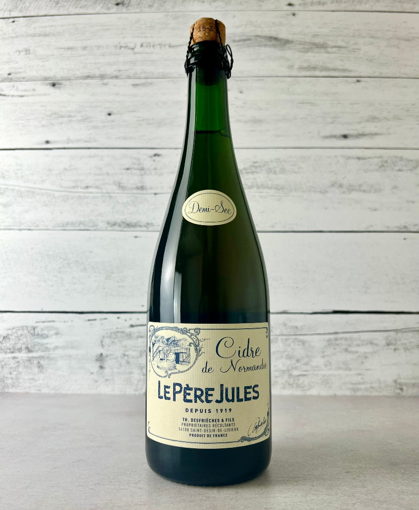 Photo of a 750 mL bottle of Le Pere Jules Cidre de Normandie Demi-Sec Cidre