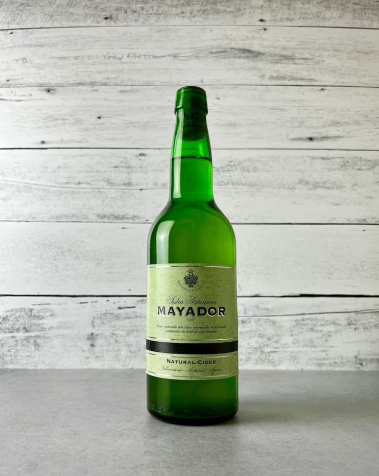 700 mL bottle of Mayador Sidra Natural de Asturias