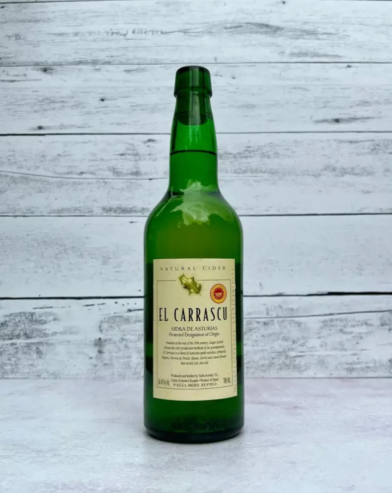 700 mL green glass bottle of El Carrascu Sidra de Asturias cider